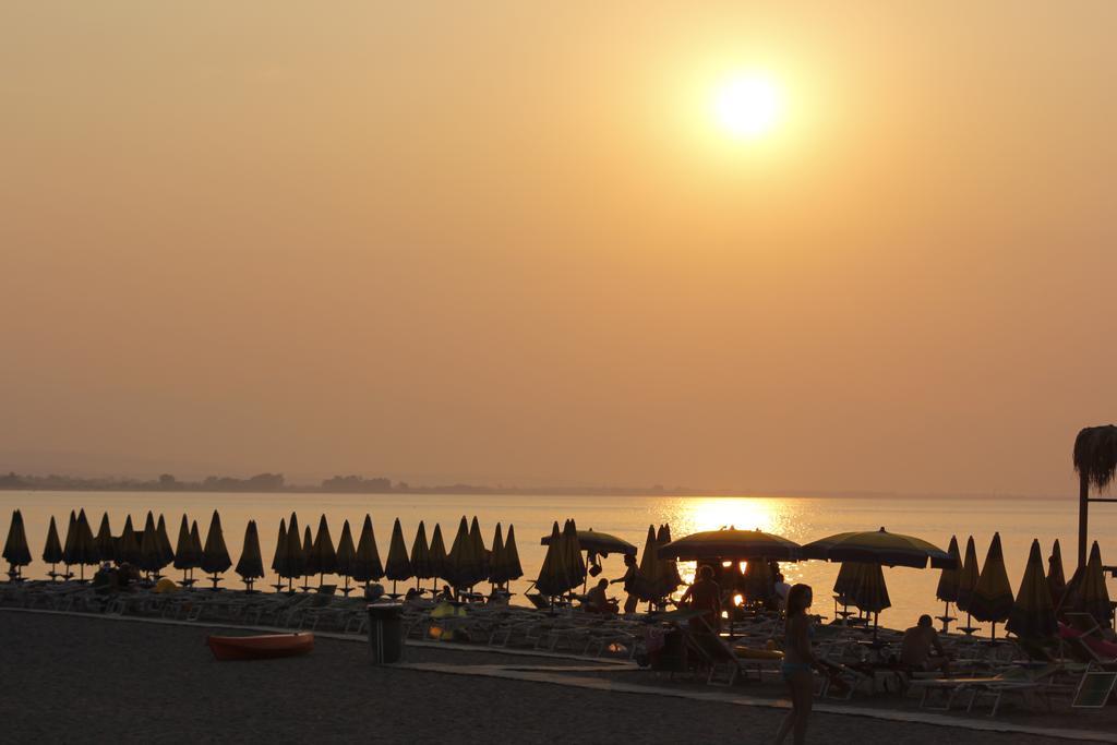 Marina Di Rossano Village Club Bagian luar foto